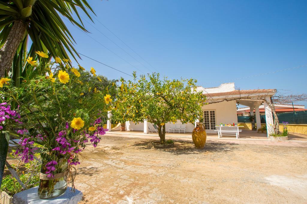 Casa Mediterranea Dei Normanni San Vito dei Normanni Buitenkant foto